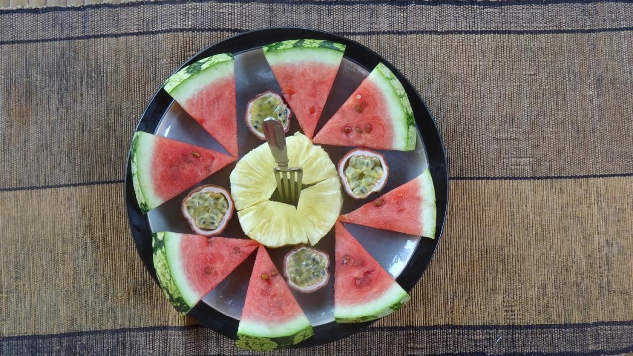Kivu Beach Garden Жизени Екстериор снимка