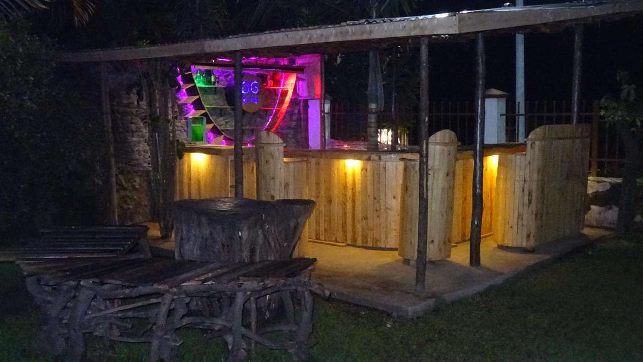 Kivu Beach Garden Жизени Екстериор снимка